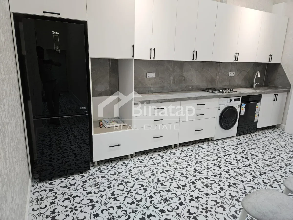 İcarəyə verilir 3 otaqlı köhnə tikili 80 m², Sahil metrosu, Səbail rayonu — Mənzil, Bakı (4)