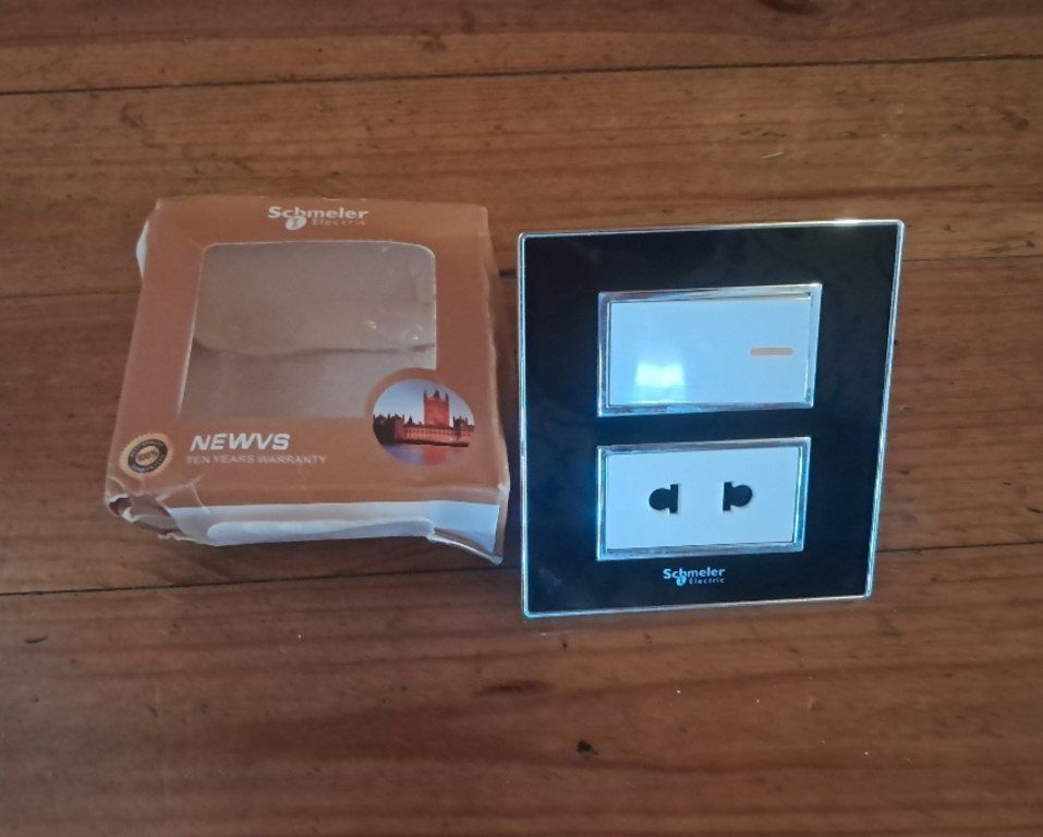 Elektrik yuvası — Təmir və inşaat, Bakı (5)