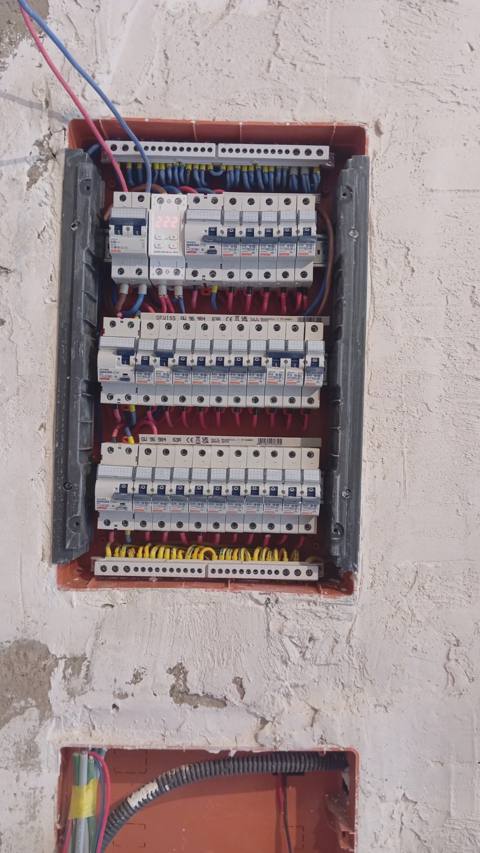 Elektrik — Mahir Məmmədov — Kelishiladi · Sumqayıt · Elektrikçi xidmətləri Elektrik — Mahir Məmmədov — Sumqayıt