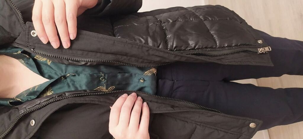 Qadınlar üçün qara rəngli qış parkası - Rəng: qara, mat fakturalı — Jaketlər, Bakı (3)