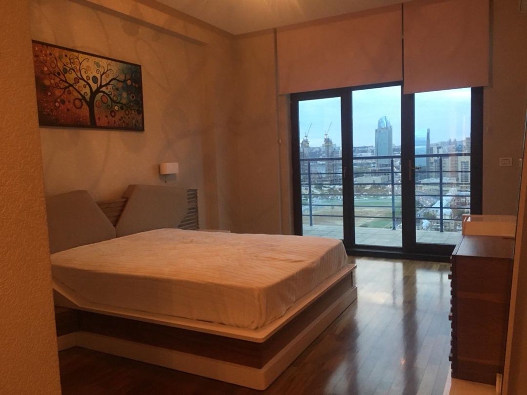 İcarəyə verilir 3 otaqlı yeni tikili 180 m² — Mənzil, Bakı (6)