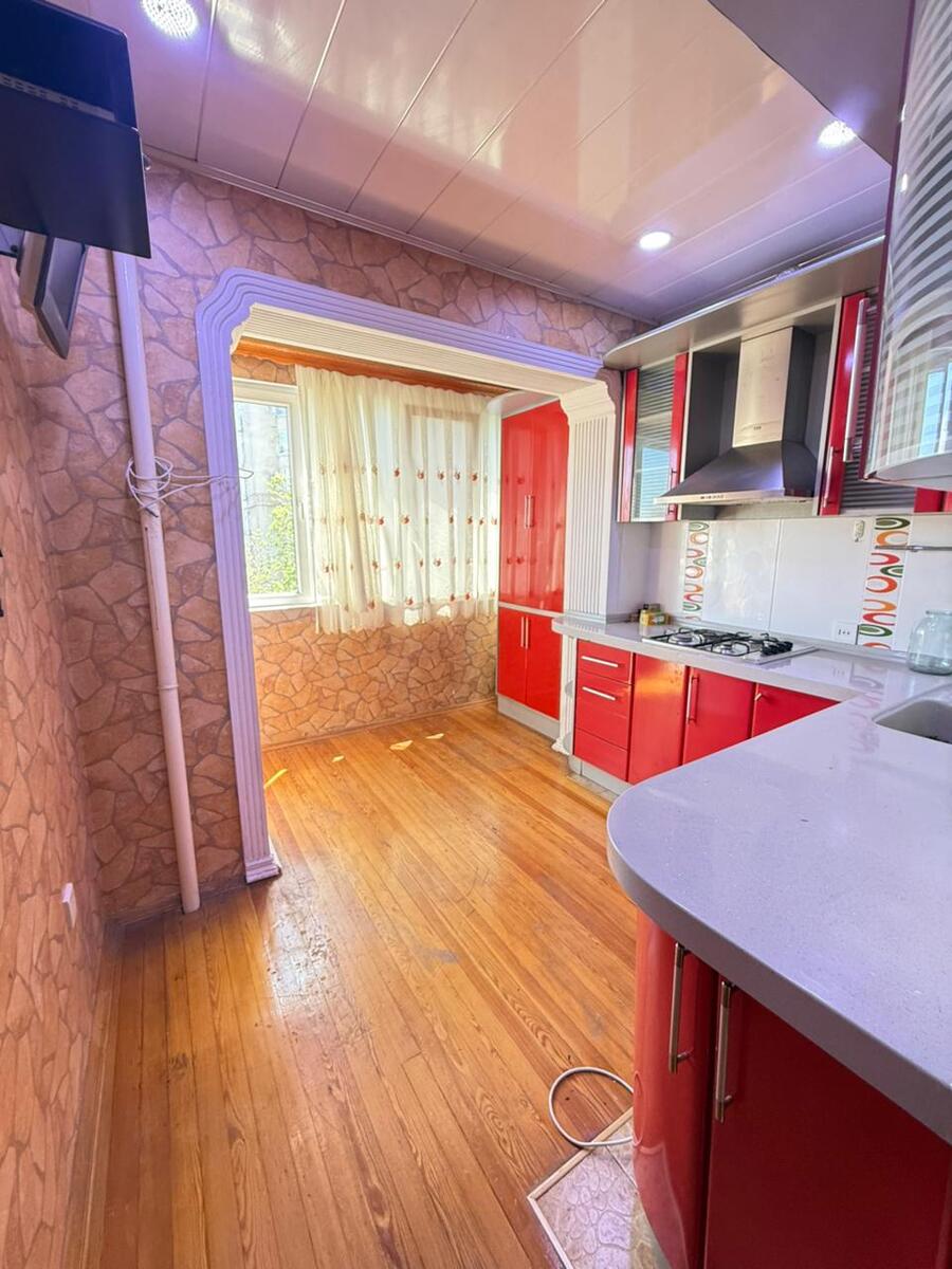 Satılır 2 otaqlı köhnə tikili 65 m² — Mənzil, Bakı (6)