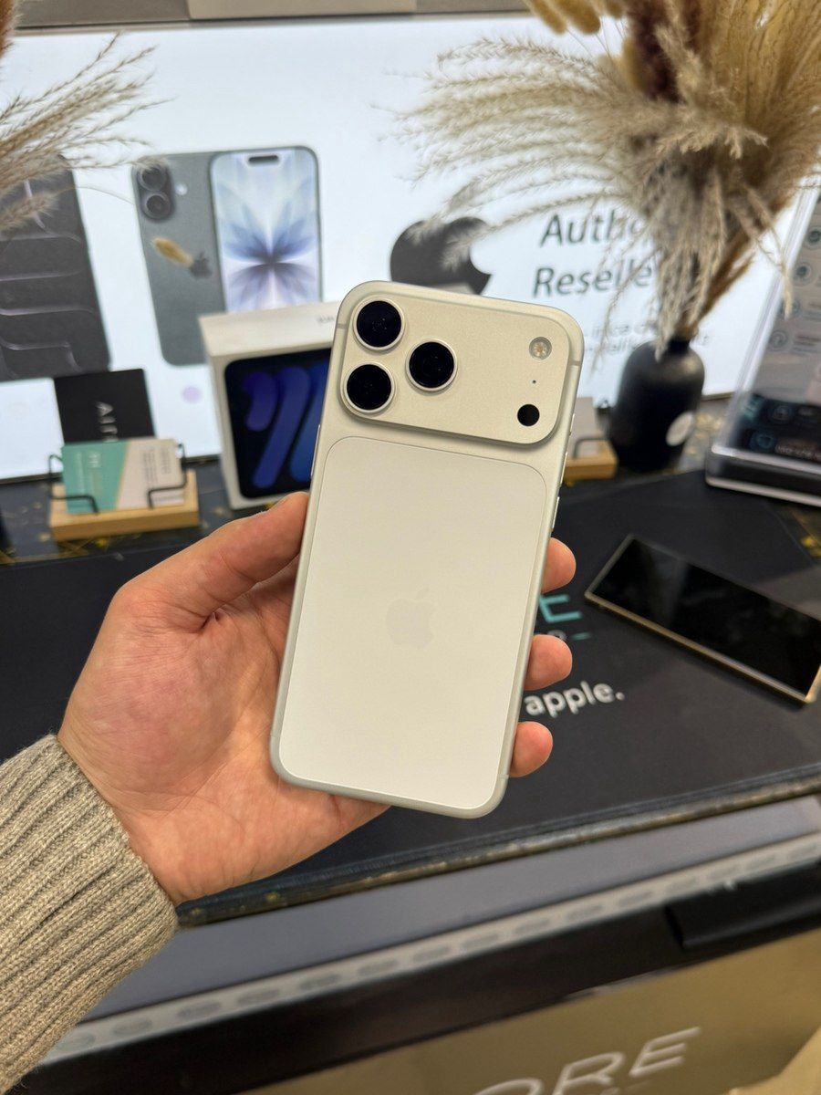 Apple iPhone 17 Pro Max Silver 256GB/12GB — Smartfonlar, Bakı