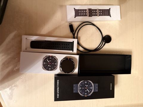 Yeni, Smart saat, Samsung, Suya davamlı, rəng - Qara — 400 ₼ · Bakı · Ağıllı saatlar Yeni, Smart saat, Samsung, Suya davamlı, rəng - Qara — Bakı