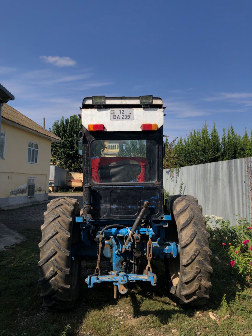 Traktor T-28 Bütün senedleri qaydasındadır, rul gidravlikdir. Most — Traktorlar, Biləsuvar (4)