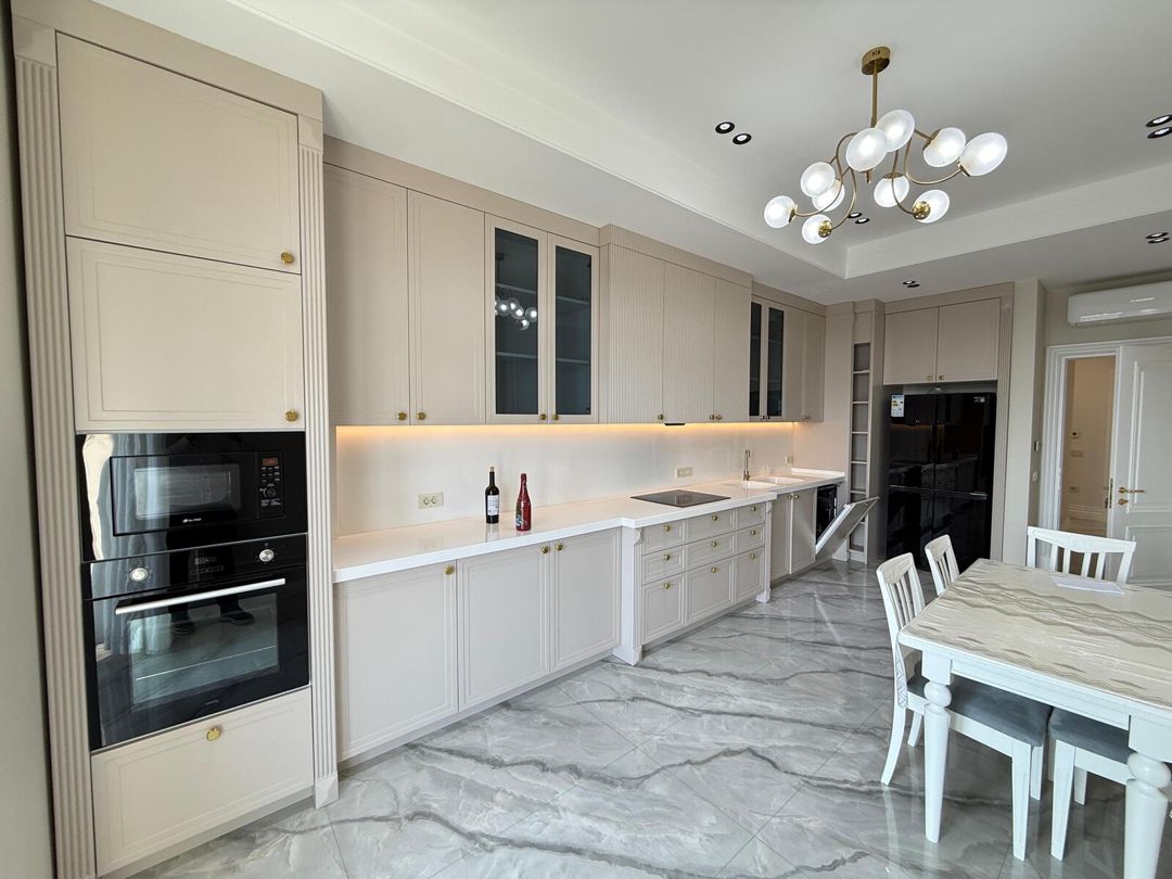 İcarəyə verilir 4 otaqlı yeni tikili 200 m² — Mənzil, Bakı (6)