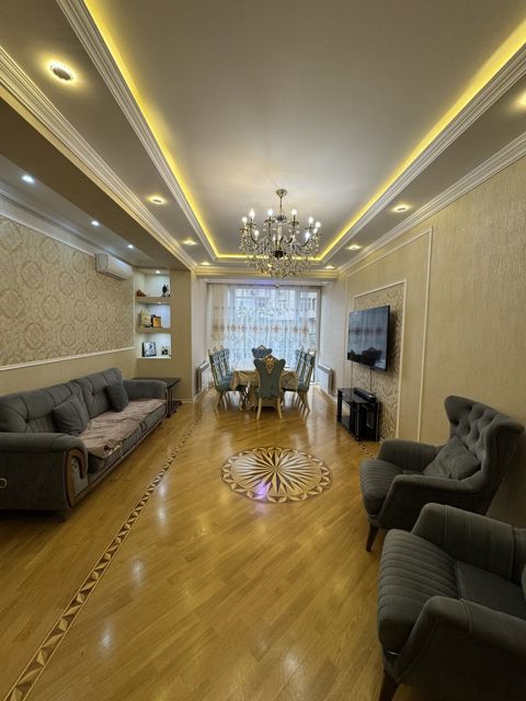 Satılır 3 otaqlı yeni tikili 136 m² — Bakı