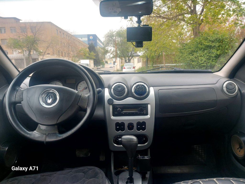 Renault Logan, 1.6 L, 2017 il, 222 560 km 77-HX-890 — Avtomobillər, Bakı (8)