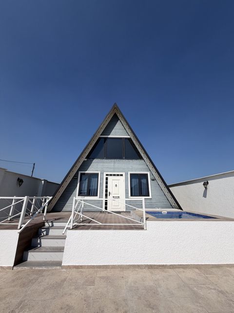 İcarəyə verilir 2 otaqlı həyət evi/bağ evi 110 m² — 250 ₼ · Bakı · Ev, villa İcarəyə verilir 2 otaqlı həyət evi/bağ evi 110 m² — Bakı