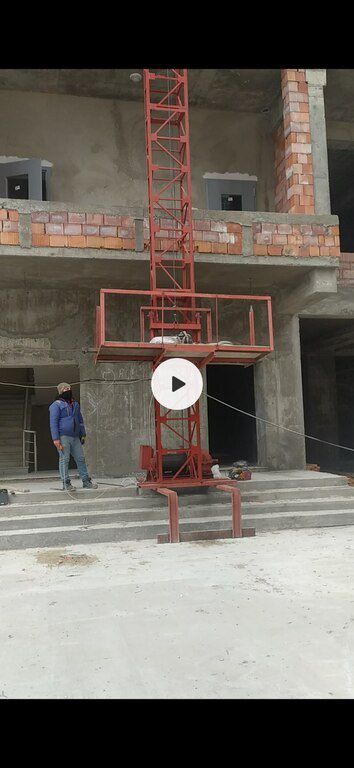 Qaldırıcı qurğu — İnşaat texnikası, Bakı (2)
