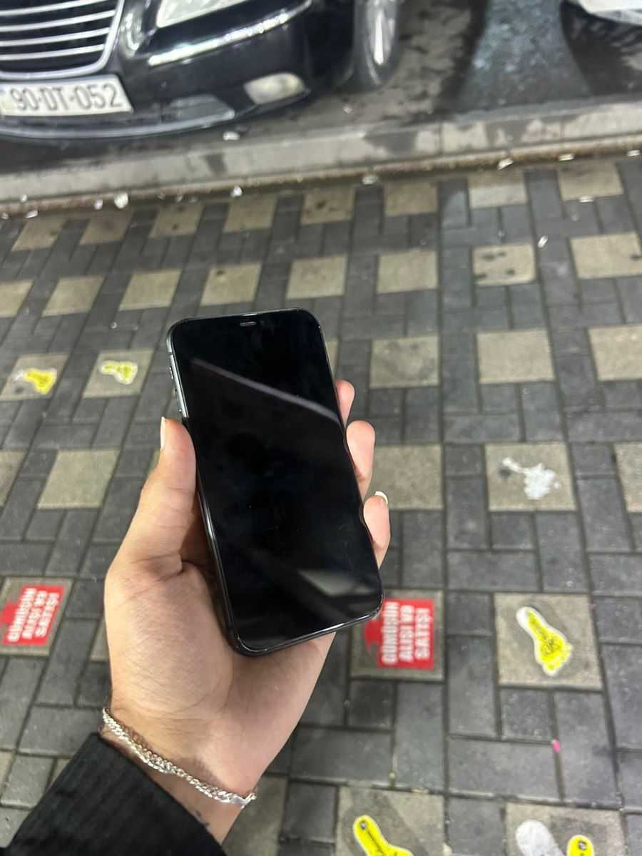 Apple iPhone 11 Black 128GB/4GB — Smartfonlar, Bakı (2)