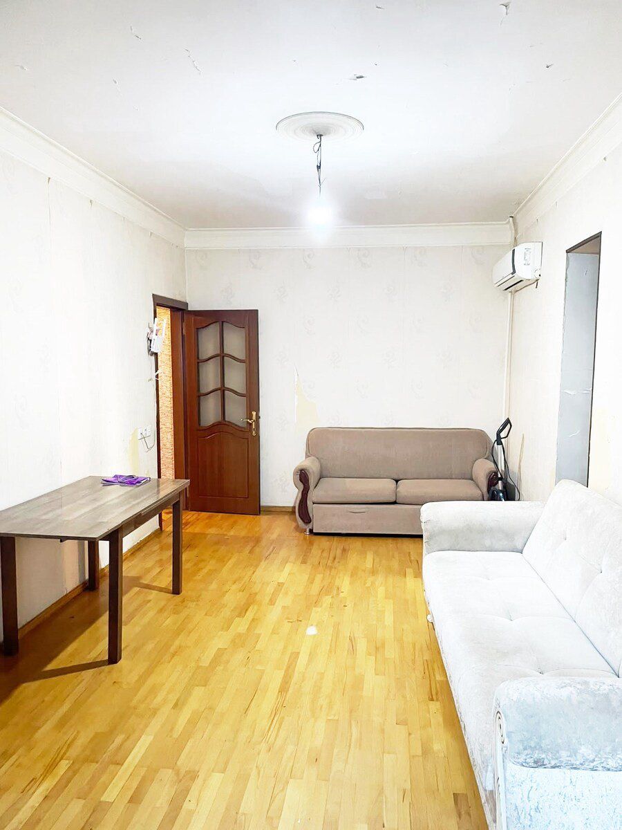 Satılır 2 otaqlı köhnə tikili 47 m² — Mənzil, Bakı (8)