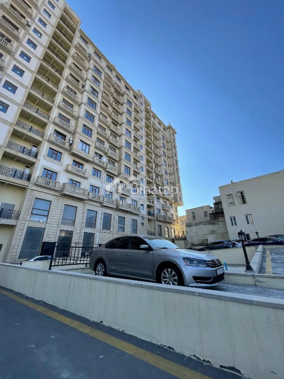 Satılır 3 otaqlı yeni tikili 145 m², İçərişəhər metrosu, Nəsimi rayonu — Bakı