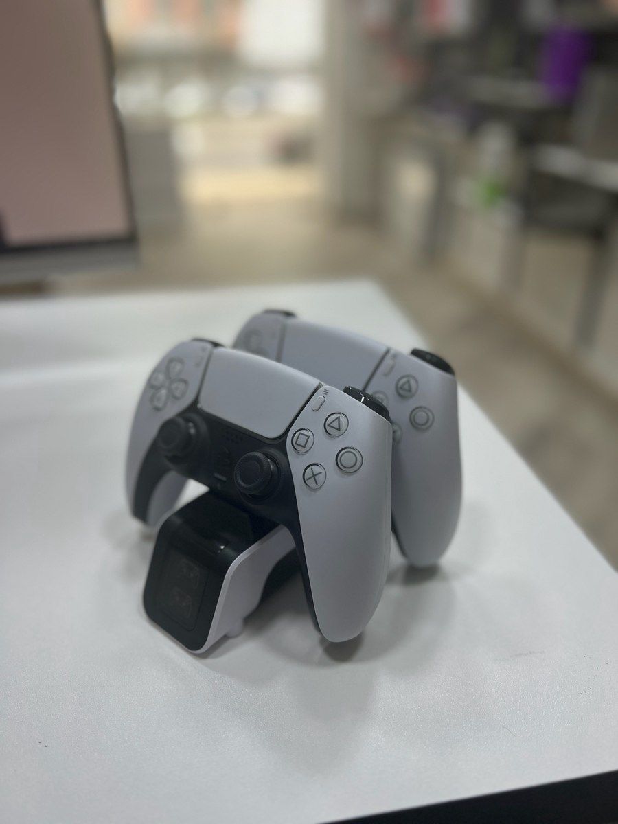 PS5 DualSense pultlar + şarj stansiya — Oyunlar, konsollər və proqramlar, Bakı (3)