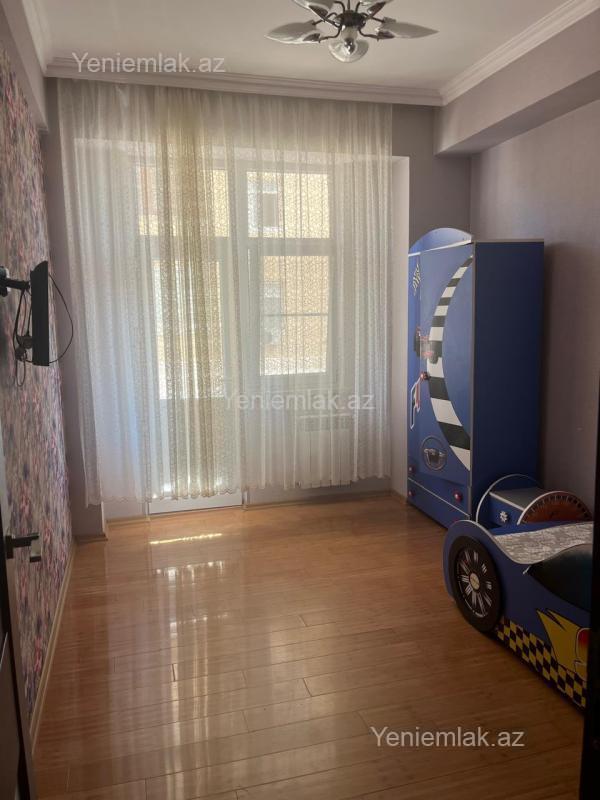 Kirayə 3 otaqlı Bina evi menzil (Köhnə tikili), 70 m², 5-ci mikrorayon — Mənzil, Sumqayıt (5)