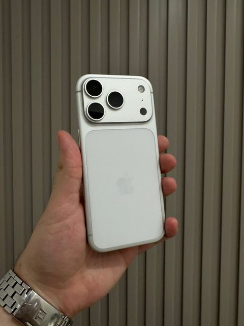 Apple iPhone 17 Pro Silver 256GB/12GB — 2 149 ₼ · Bakı · Smartfonlar Apple iPhone 17 Pro Silver 256GB/12GB — Bakı
