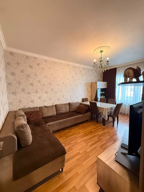 Satılır 4 otaqlı köhnə tikili 110 m² — 230 000 ₼ · Bakı · Mənzil Satılır 4 otaqlı köhnə tikili 110 m² — Bakı