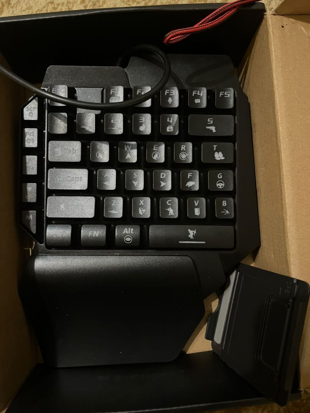 Oyun üçün klaviatura + siçan + adapter dəsti Əlaqə Nömrəsi: 050 736 — Digər, Lənkəran (5)
