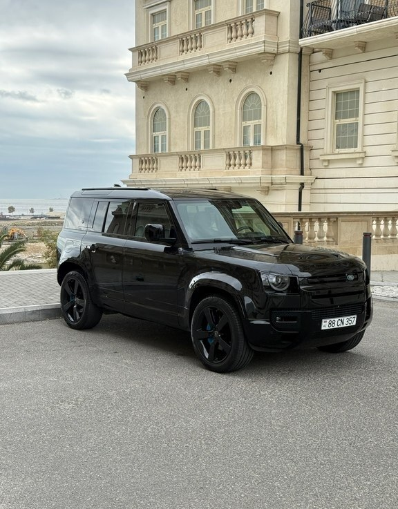 Land Rover Defender, 2021 il, 79000 km, 3 L 88-CN-357 — Avtomobillər, Bakı (3)