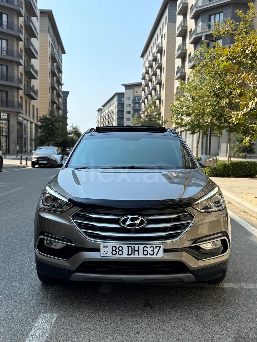 2018 Hyundai Santa Fe, 2.0 L, 2018, 190,000 km 10-AH-158 — Avtomobillər, Bakı (2)