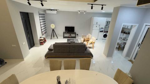 İcarəyə verilir 5 otaqlı ofis 240 m² — 3 400 ₼ · 5+ otaq · 240 m² · Bakı · Ofis İcarəyə verilir 5 otaqlı ofis 240 m² — Bakı