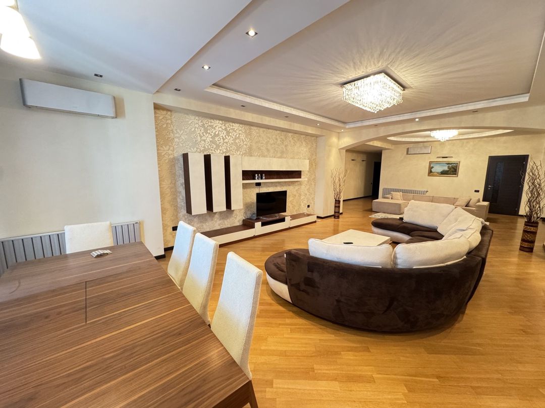 İcarəyə verilir 3 otaqlı yeni tikili 220 m² — Mənzil, Bakı (4)