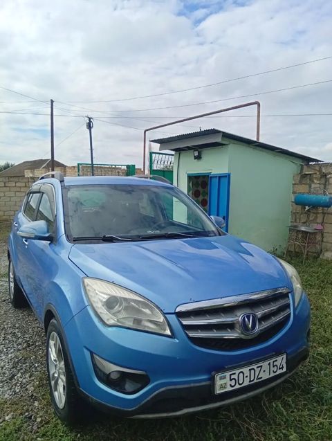 Changan CS35, mavi rəngli kompakt krossover. Texniki xüsusiyyətlər və — Sumqayıt