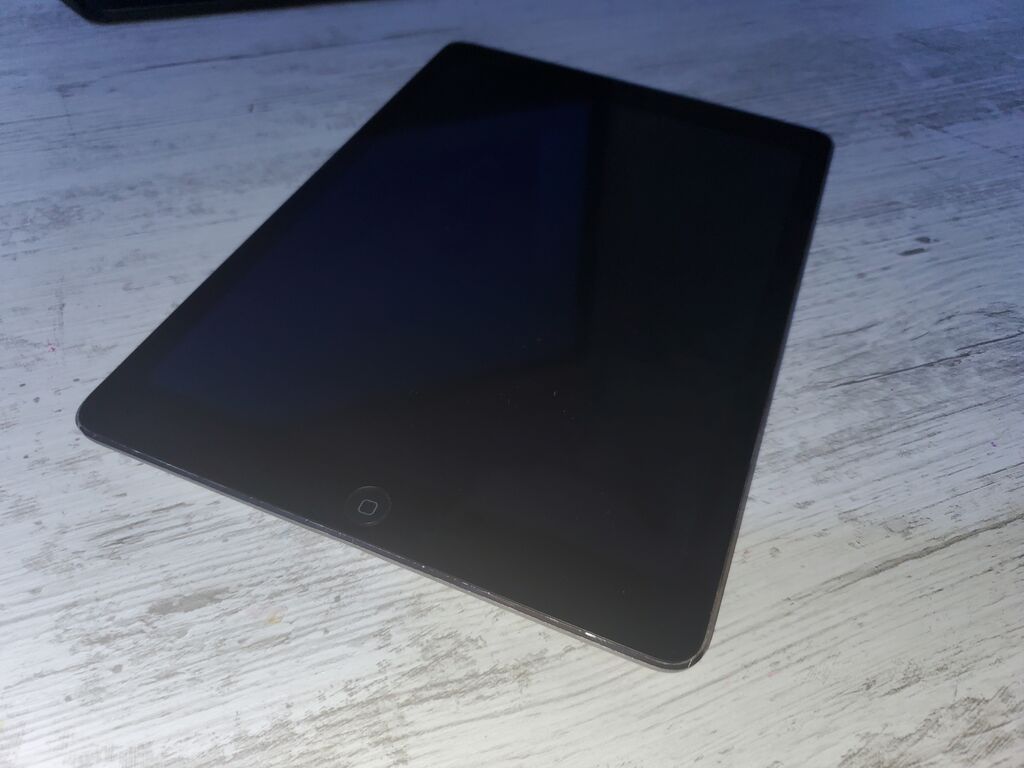 İşlənmiş Apple iPad Air, 9,7", 64 GB, Ödənişli çatdırılma — Apple, Digah (4)