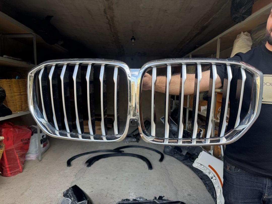 "BMW X5 G05 2023" radiator barmaqlığı — Ehtiyat hissələri və aksesuarlar, Bakı (3)