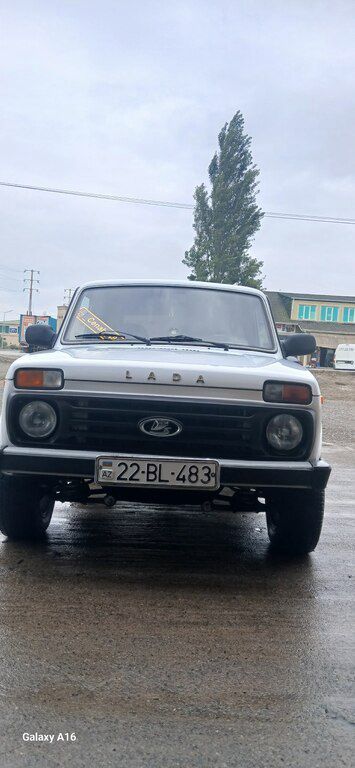 Lada (VAZ) Niva, 1.7 L, 2011 il, 280 000 km — Lerik