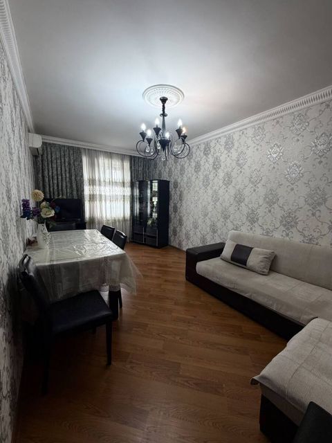 Satılır 3 otaqlı köhnə tikili 75 m² — Bakı
