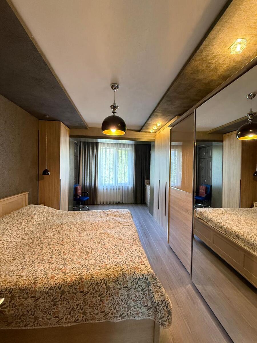 Satılır 3 otaqlı köhnə tikili 98 m² — Mənzil, Bakı (8)