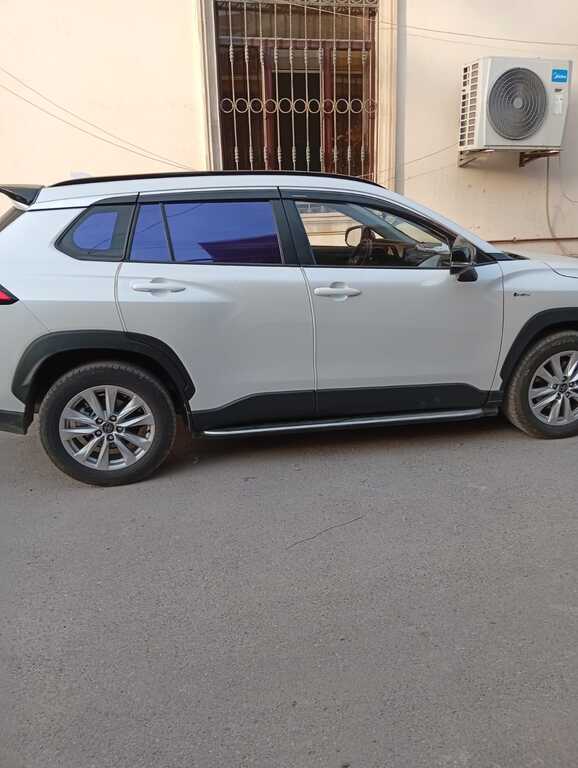 Toyota Corolla Cross, 2.0 L, 2025 il, 10 000 km — Avtomobillər, Bakı (3)