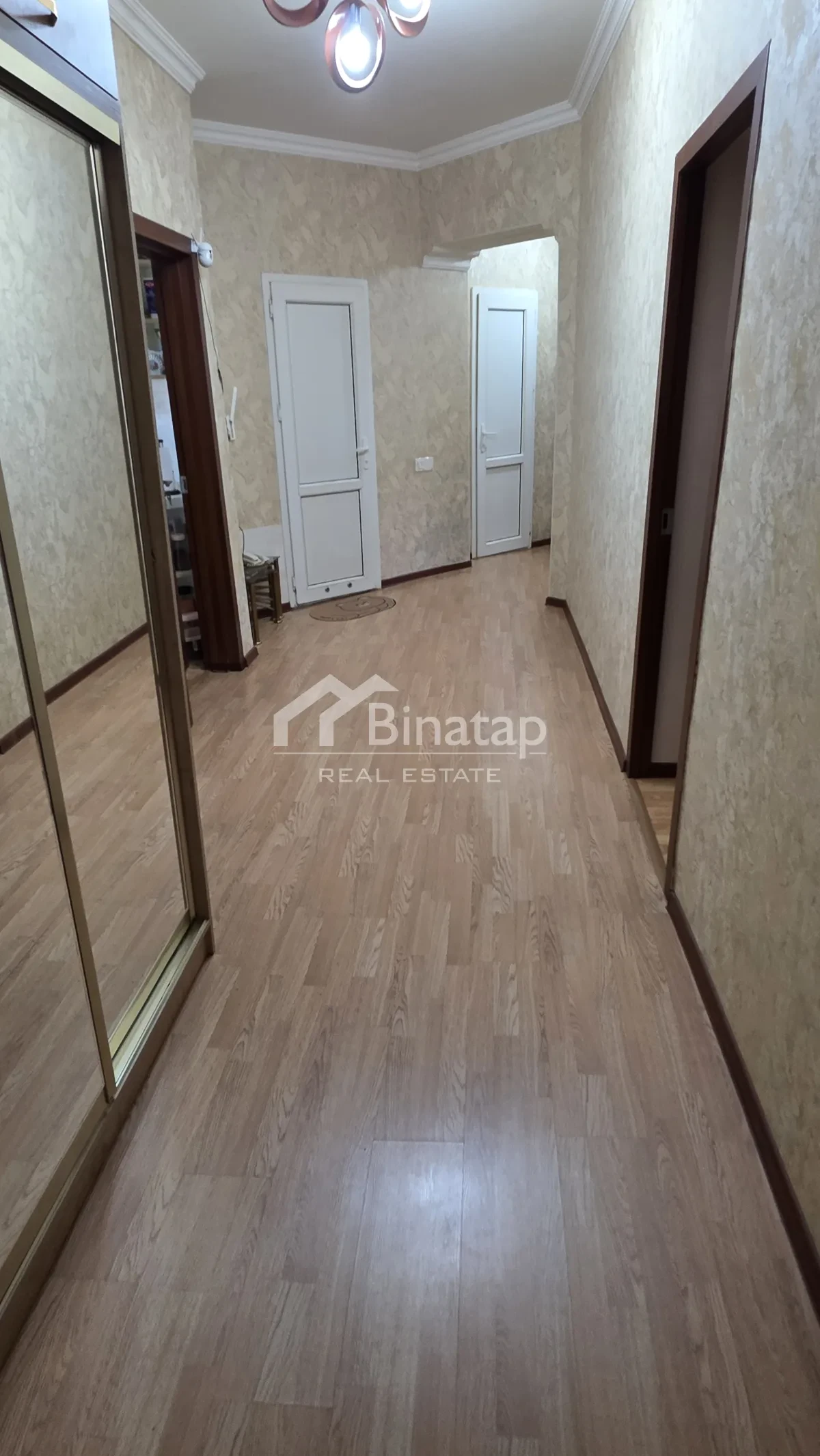 Satılır 4 otaqlı köhnə tikili 110 m², Nizami metrosu, Yasamal rayonu — Mənzil, Bakı (4)