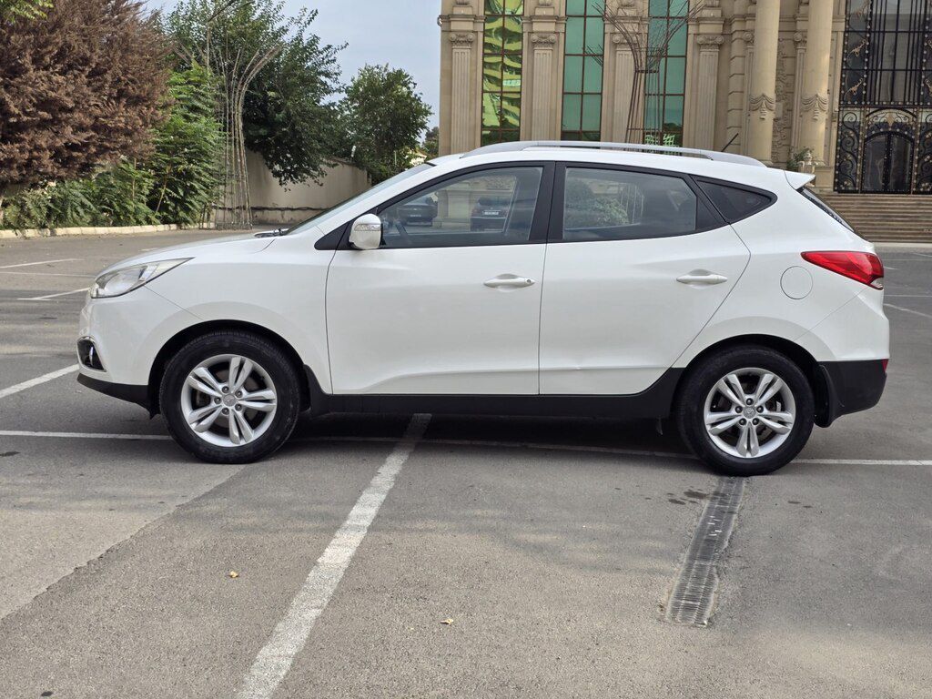 Hyundai ix35, 2.0 L, 2013 il, 81 850 km — Avtomobillər, Bakı (4)