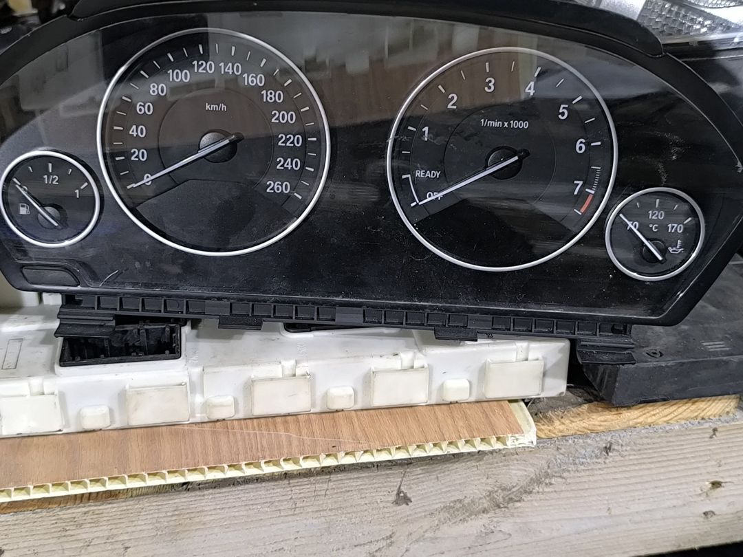 BMW F30 cihazlar paneli — Ehtiyat hissələri və aksesuarlar, Zaqatala