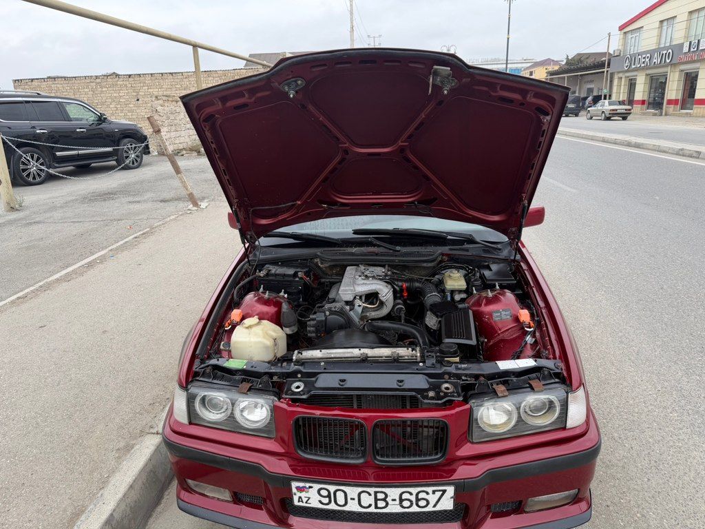 BMW 318, 1.8 L, 1993 il, 300 000 km 90-CB-667 — Avtomobillər, Bakı (11)