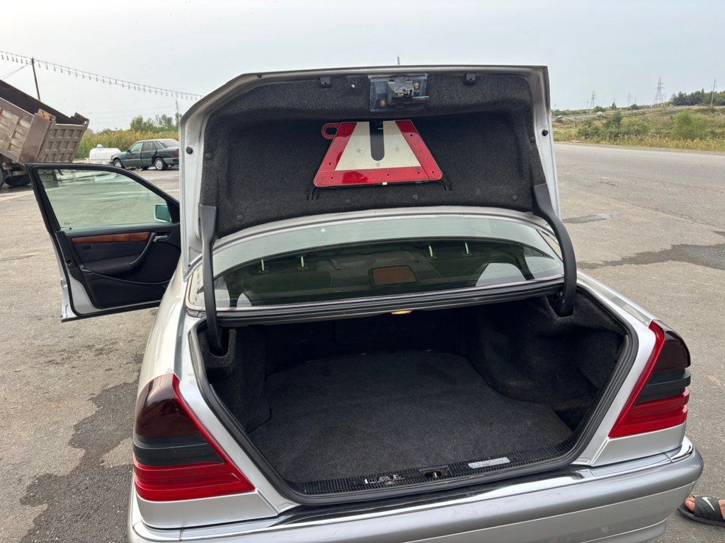 Mercedes C 240, 2.4 L, 1998 il, 369 170 km 77-SC-737 — Avtomobillər, Ağcabədi (9)