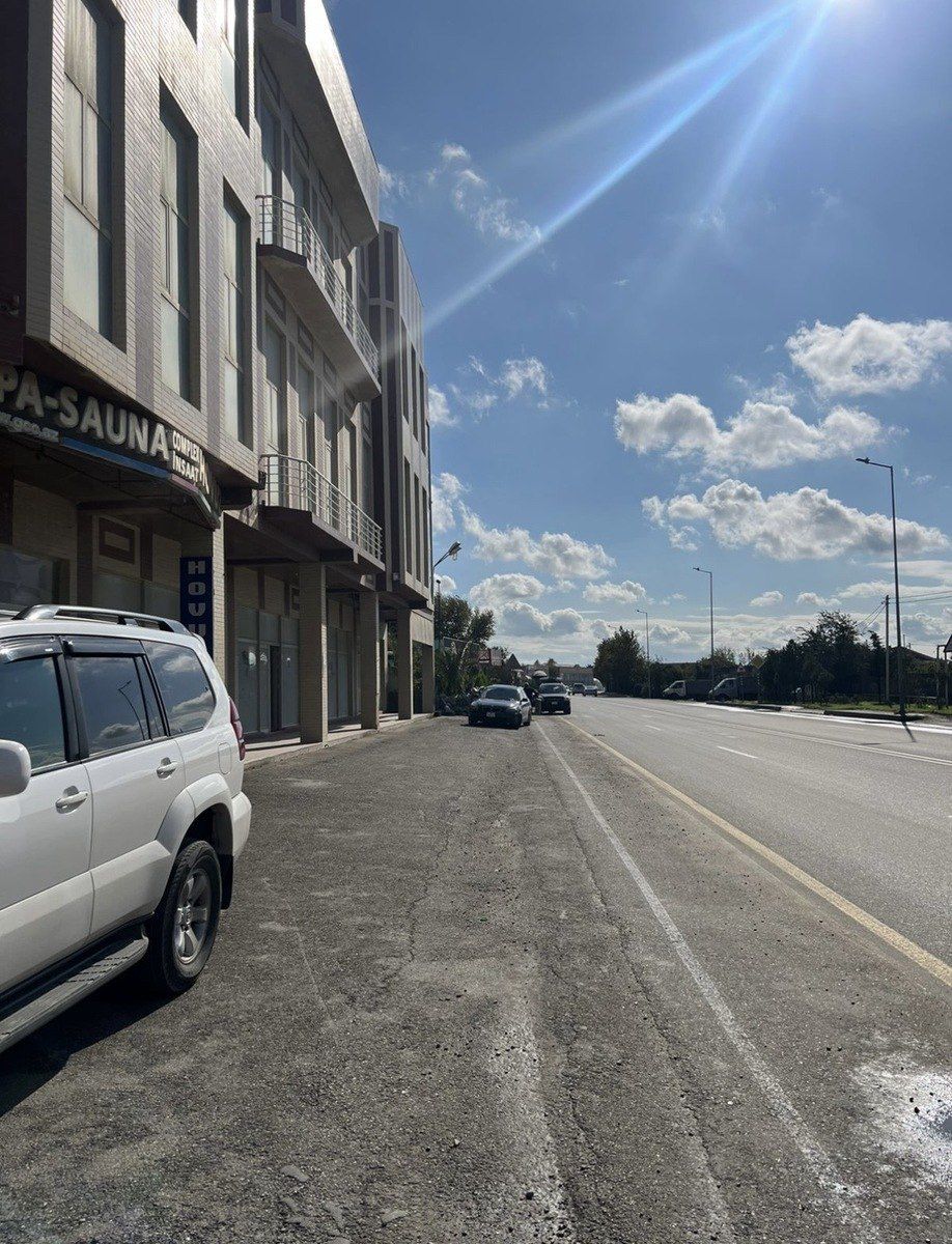 Satılır obyekt 2200 m² — Əmlak, Bakı (2)