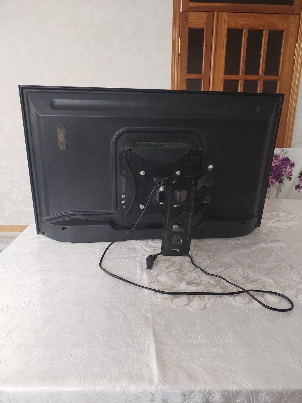Beko LED televizor - Təxmini diaqonal: 40–43 düym (şəkillərə əsasən — Televizorlar, Mehdiabad