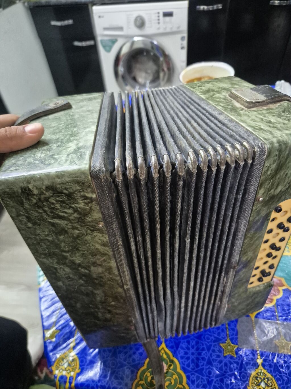 Armavir Fabrikası istehsalı olan rus diatonik armonika (garmon) — Akkordeonlar, harmonilar, bayanlar, Bakı (2)