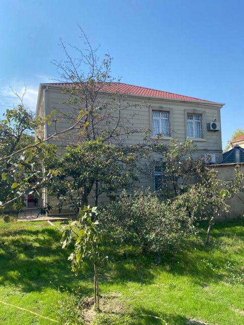 Satılır 8 otaqlı həyət evi/bağ evi 280 m² — Xırdalan