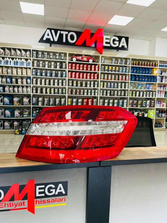 "Mercedes W212 2009-13" LED stop — Ehtiyat hissələri və aksesuarlar, Bakı