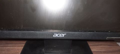 Acer LCD monitor - Ekran diaqonalı: təxminən 21–22 düym (geniş — Bakı