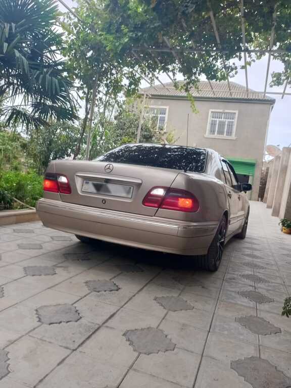 Mercedes E 220, 2.2 L, 1999 il, 500 000 km — Avtomobillər, Bakı (6)