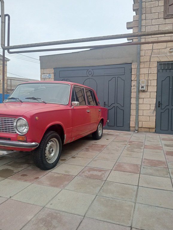 Lada (VAZ) 21011, 1.3 L, 1986 il, 18 000 km 10-FF-708 — Avtomobillər, Salyan (3)