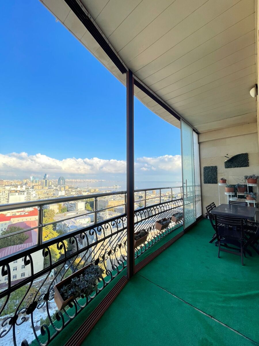Satılır 4 otaqlı yeni tikili 240 m² — Mənzil, Bakı (8)