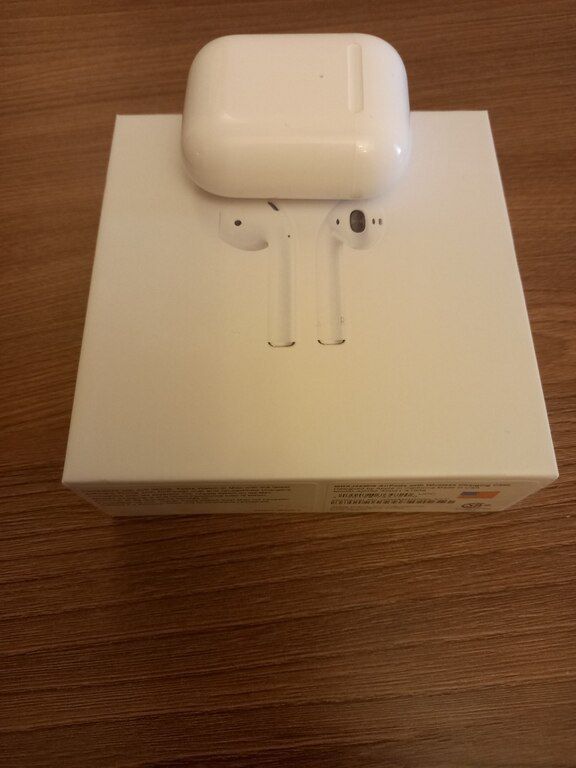 AirPods — Səs texnikası, Bakı