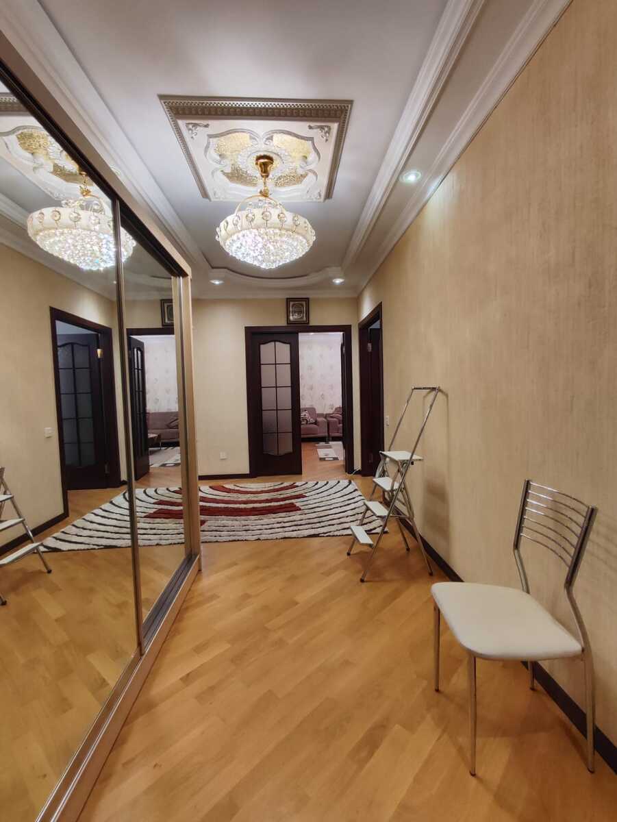 Satılır 4 otaqlı yeni tikili 135 m² — Mənzil, Bakı (9)