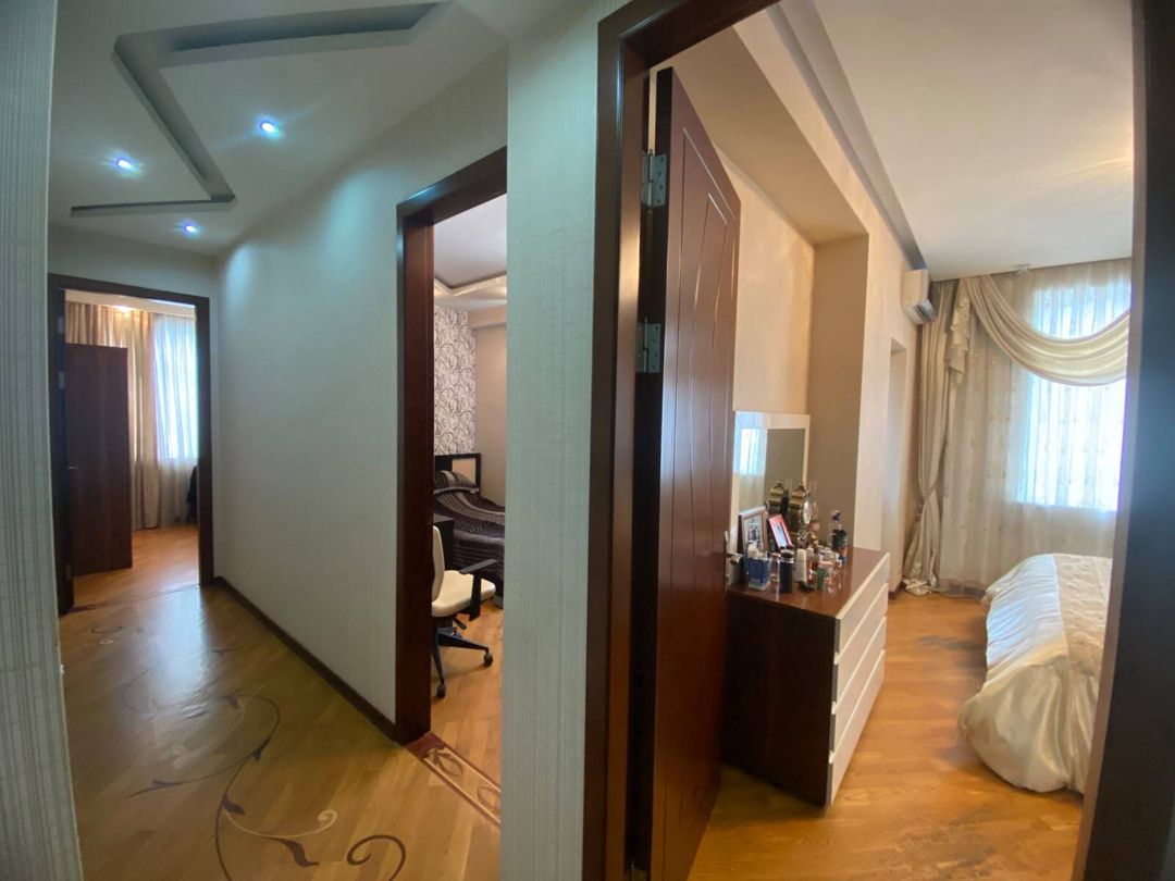 Satılır 4 otaqlı yeni tikili 128 m² — Mənzil, Bakı (12)